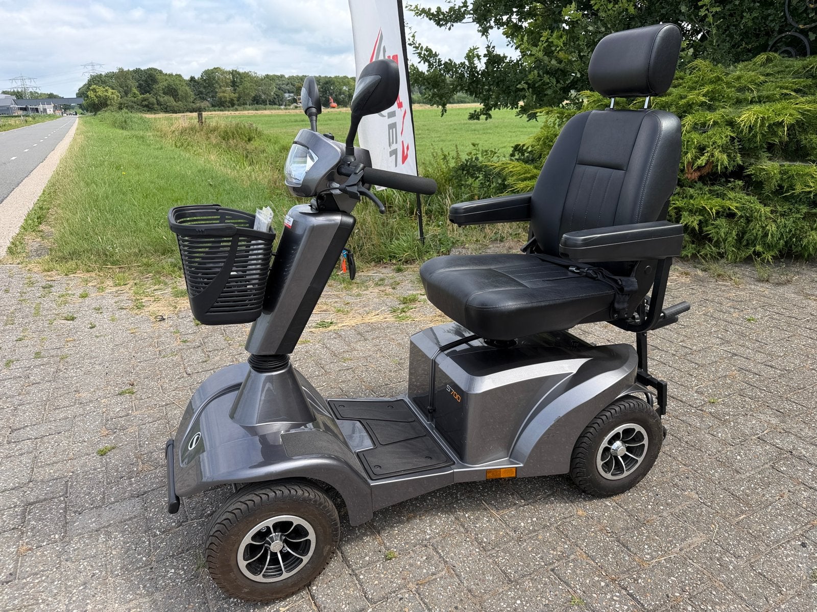 Scootmobiel Sterling S700 in nieuw staat, Ophalen, Zo goed als nieuw, 46 km of meer