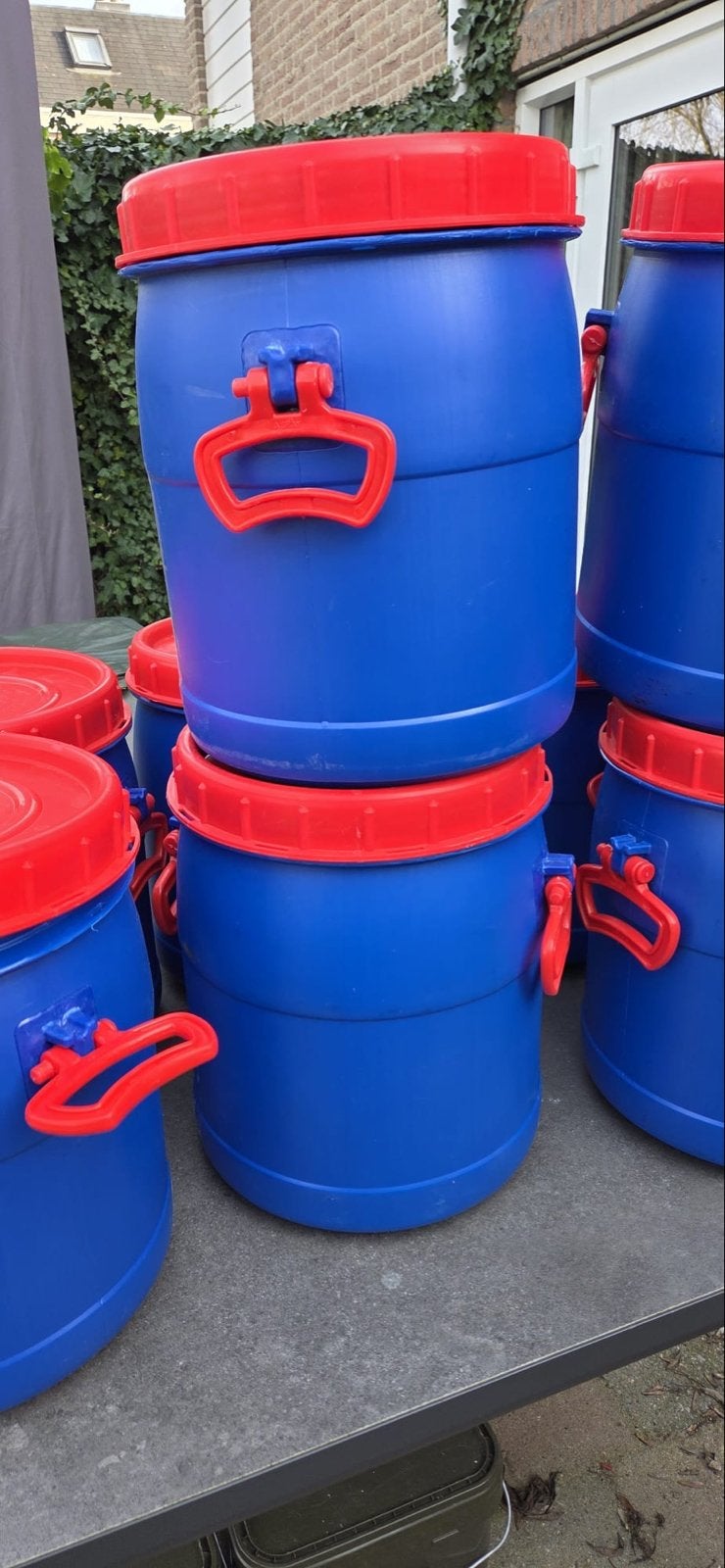 Voerton/vaatjes 25ltr zgan voor voer., Ophalen of Verzenden, Gebruikt