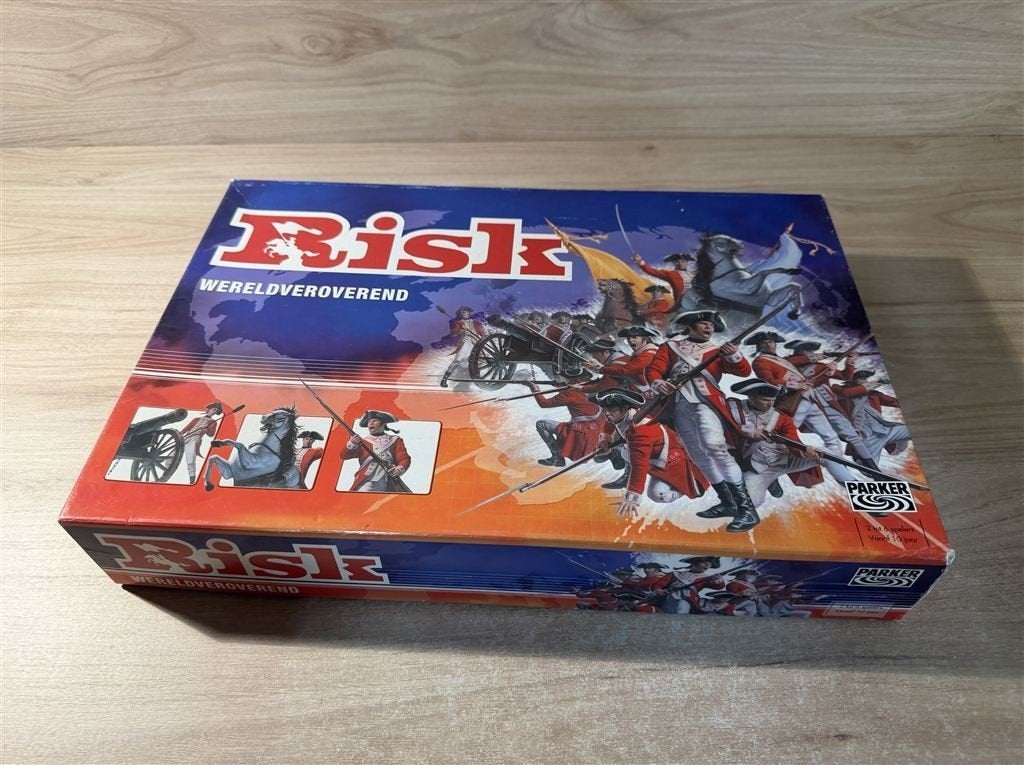 Risk wereldveroverend - s6737, Hobby en Vrije tijd, Gezelschapsspellen | Bordspellen, Verzenden, Zo goed als nieuw