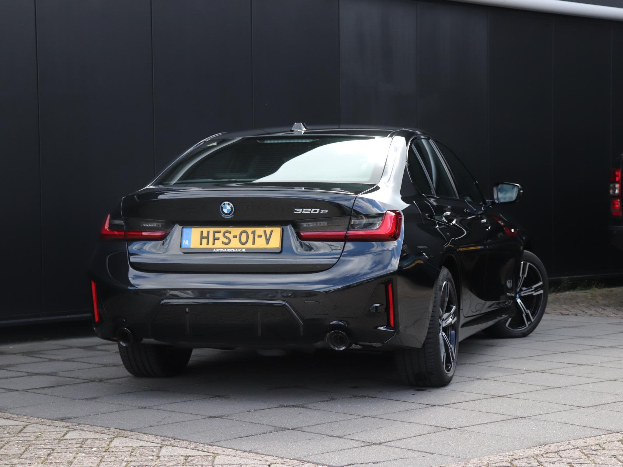 BMW 3-serie 320e | M SPORT | PDC | CRUISE | APPLE CARPLAY |, Auto's, 1998 cc, Achterwielaandrijving, Gebruikt, 4 cilinders