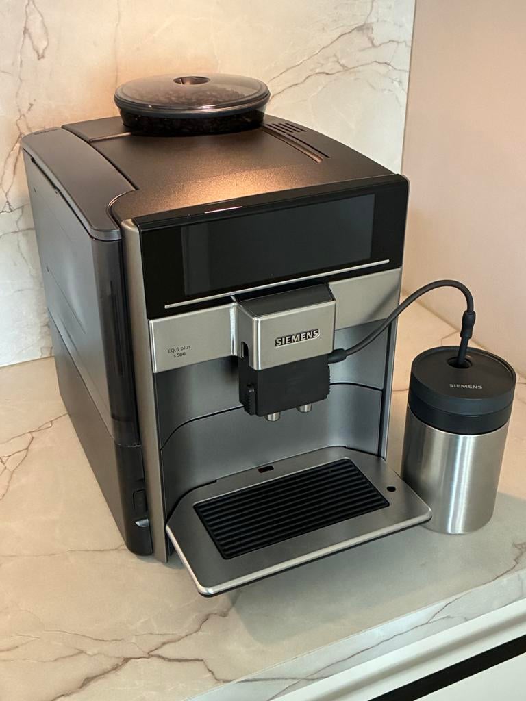Siemens EQ.6 Volautomatische Koffiemachine, Afneembaar waterreservoir, Gebruikt, Koffiemachine, Koffiebonen