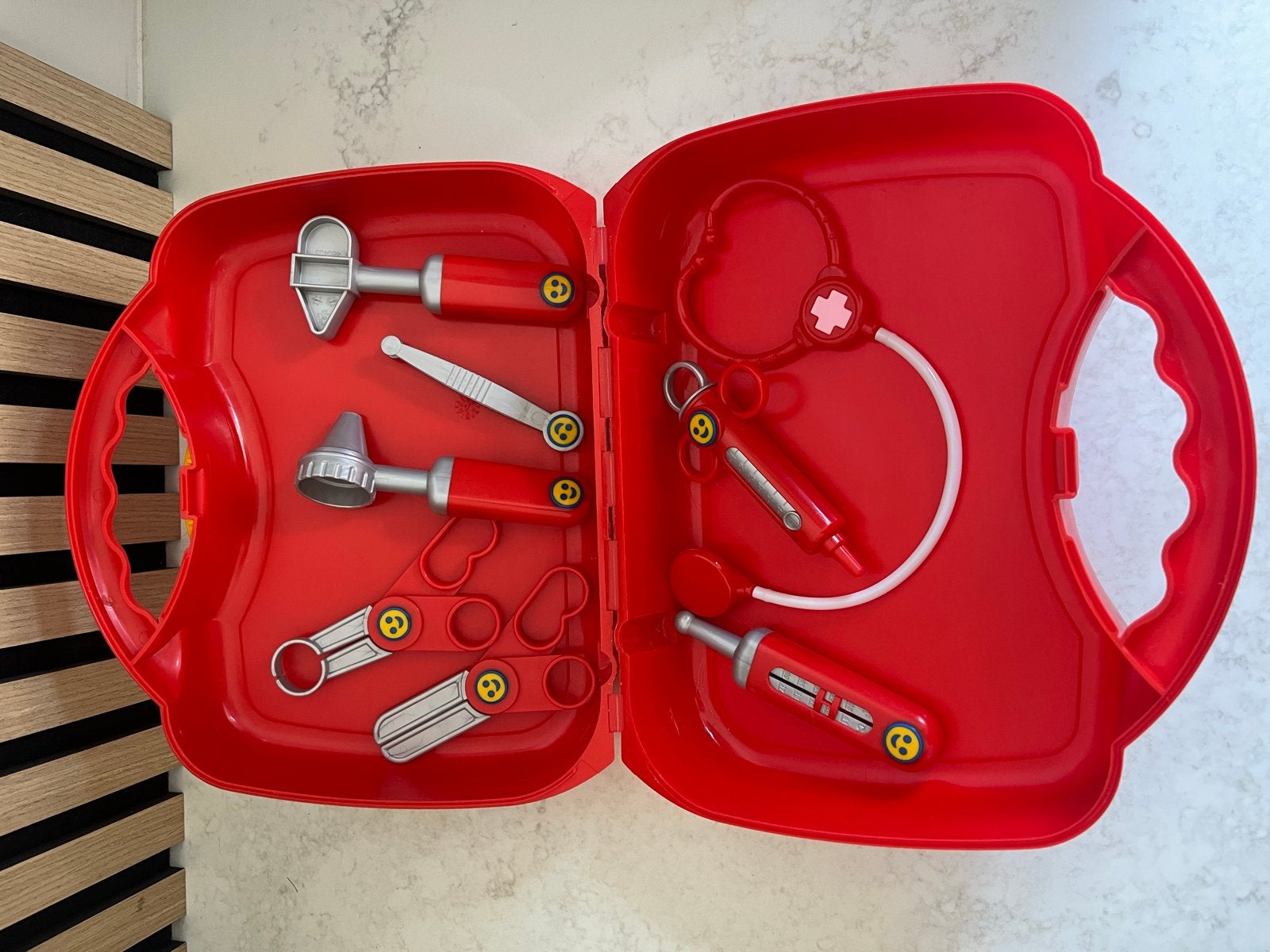 Dokterskoffertje met speelgoed instrumenten, Ophalen of Verzenden, Zo goed als nieuw, Jongen of Meisje