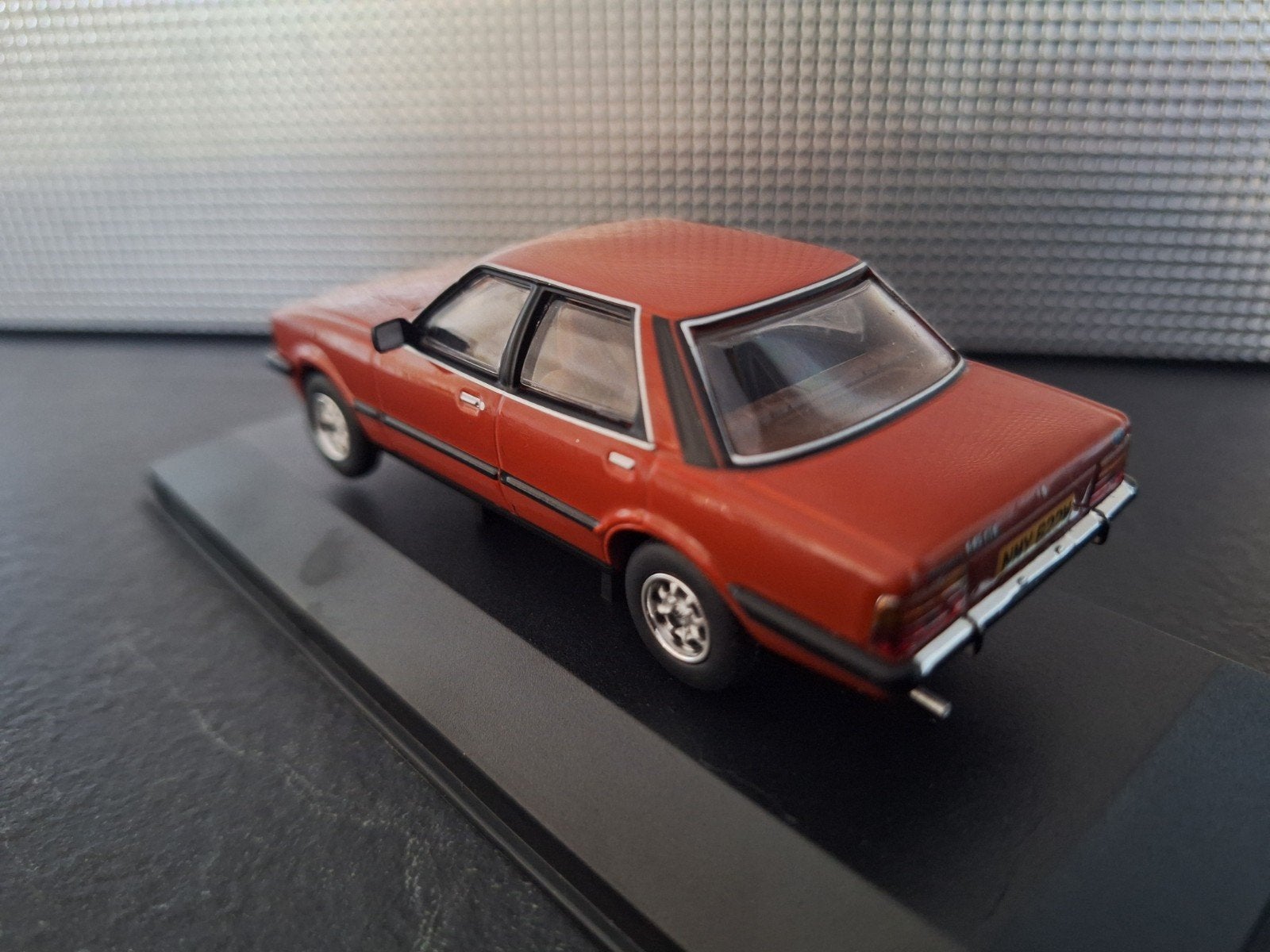 Ford Cortina MK5 1.6 GL Schaal 1:43, Auto, Vanguards, Nieuw, Ophalen of Verzenden