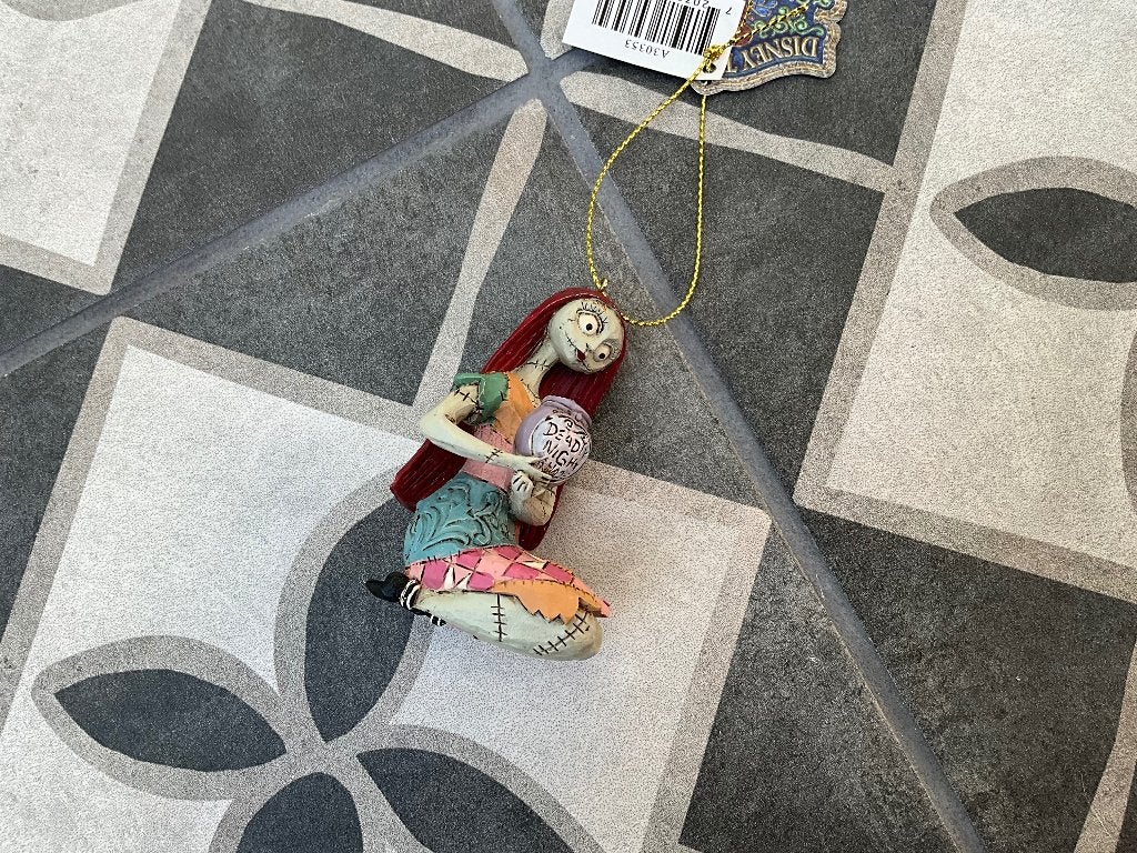 The Nightmare Before Christmas Sally Ornament, Verzamelen, Pop, Beeldje of Miniatuur, Nieuw, Ophalen of Verzenden, The Nightmare Before Christmas Sally Ornament