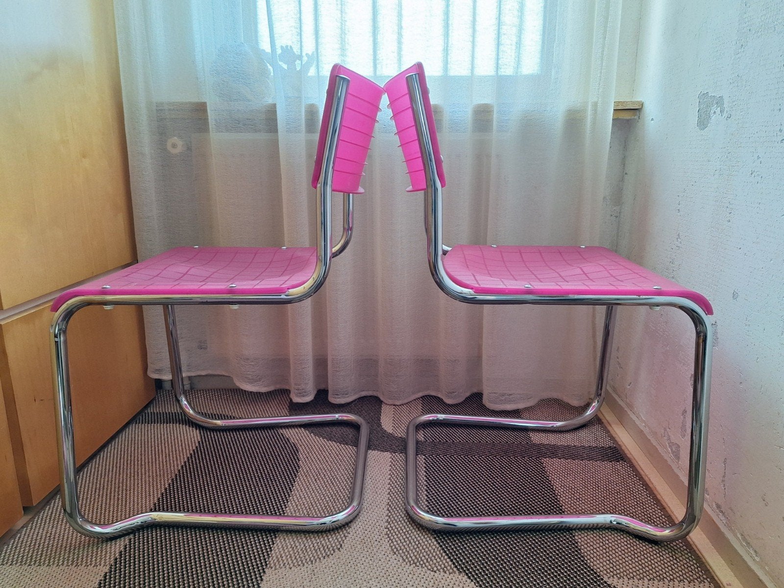 spilimbergo italy stoelen, 2 stuks, roze, Ophalen of Verzenden, Kunststof, Twee