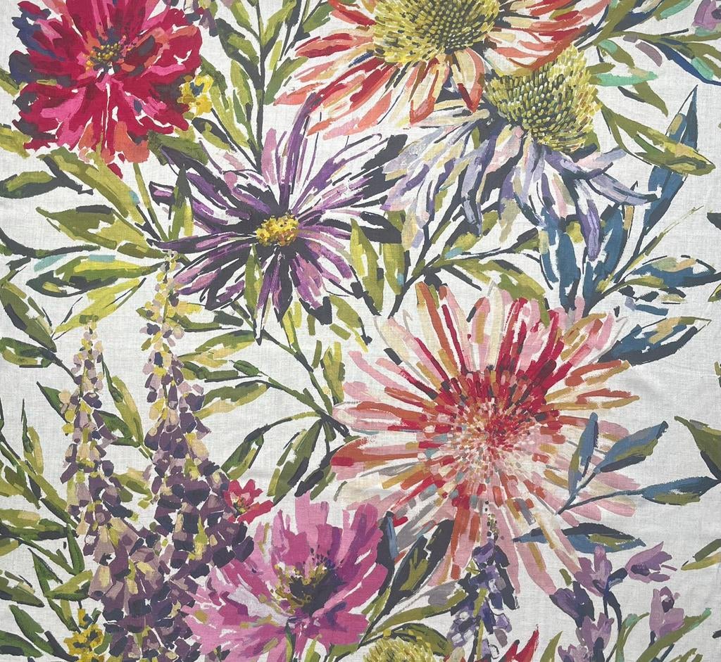 ‘FLOREA’ by ‘HARLEQUIN’, Hobby en Vrije tijd, Stoffen en Lappen, Overige kleuren, 120 cm of meer, Ophalen of Verzenden, Zo goed als nieuw