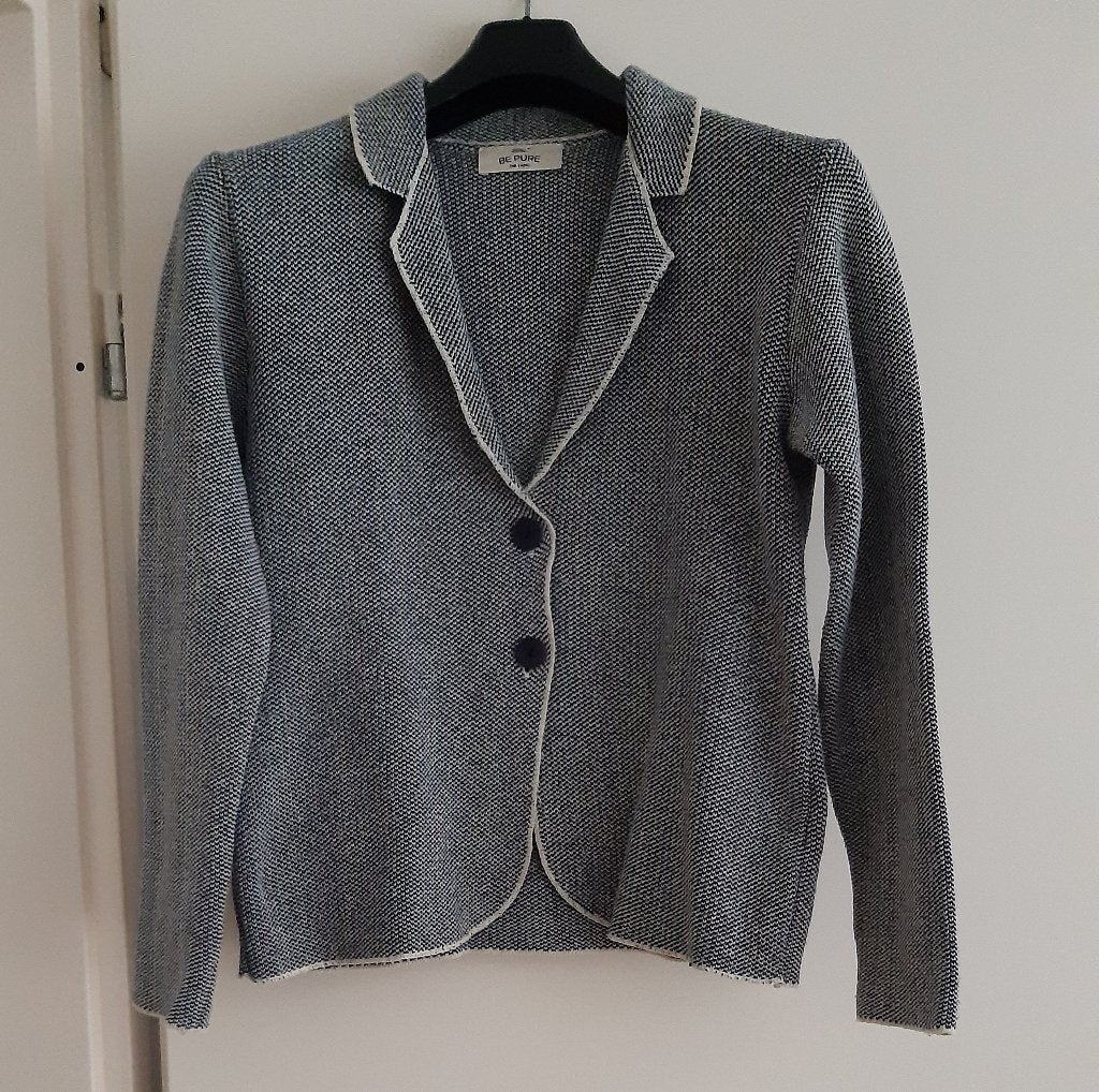 Mooi grijs vestje van Be Pure maat 42?, Maat 42/44 (L), Ophalen of Verzenden, Zo goed als nieuw, Be Pure