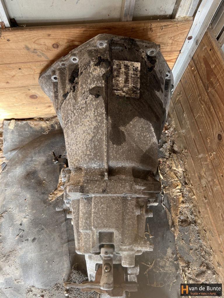 Versnellingbak Mercedes vito 639 A6392602300, Gebruikt, -, Ophalen of Verzenden, -