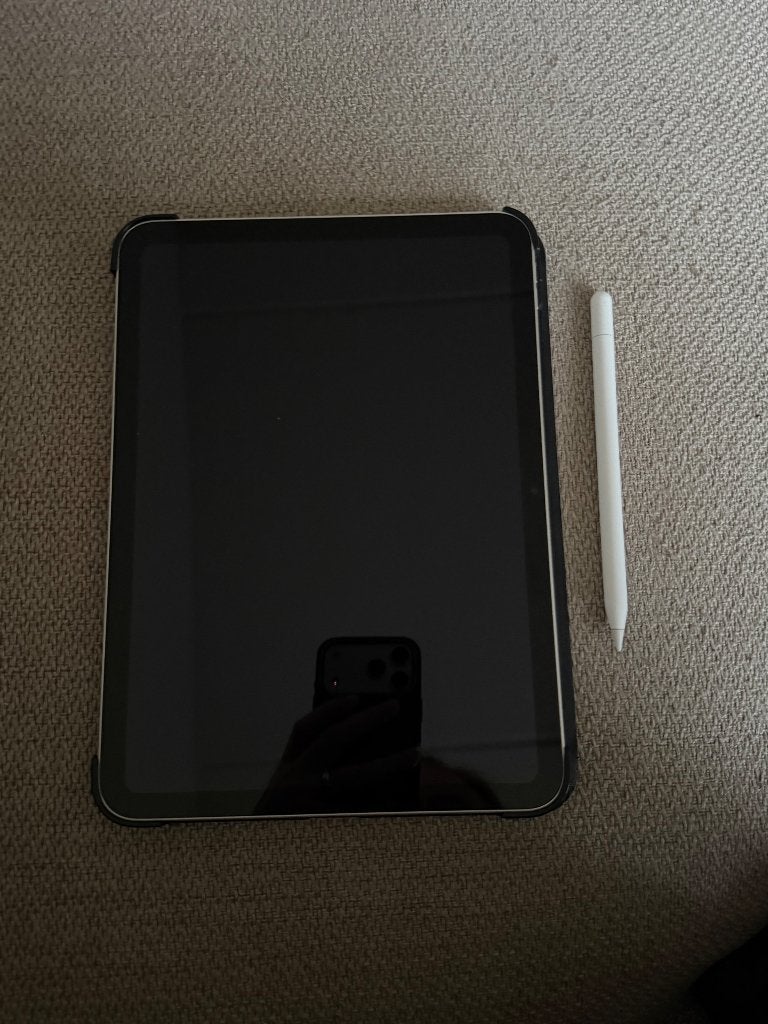 Foto 4 van Apple iPad 10e generatie 64GB + Apple Pencil USB-C + hoes