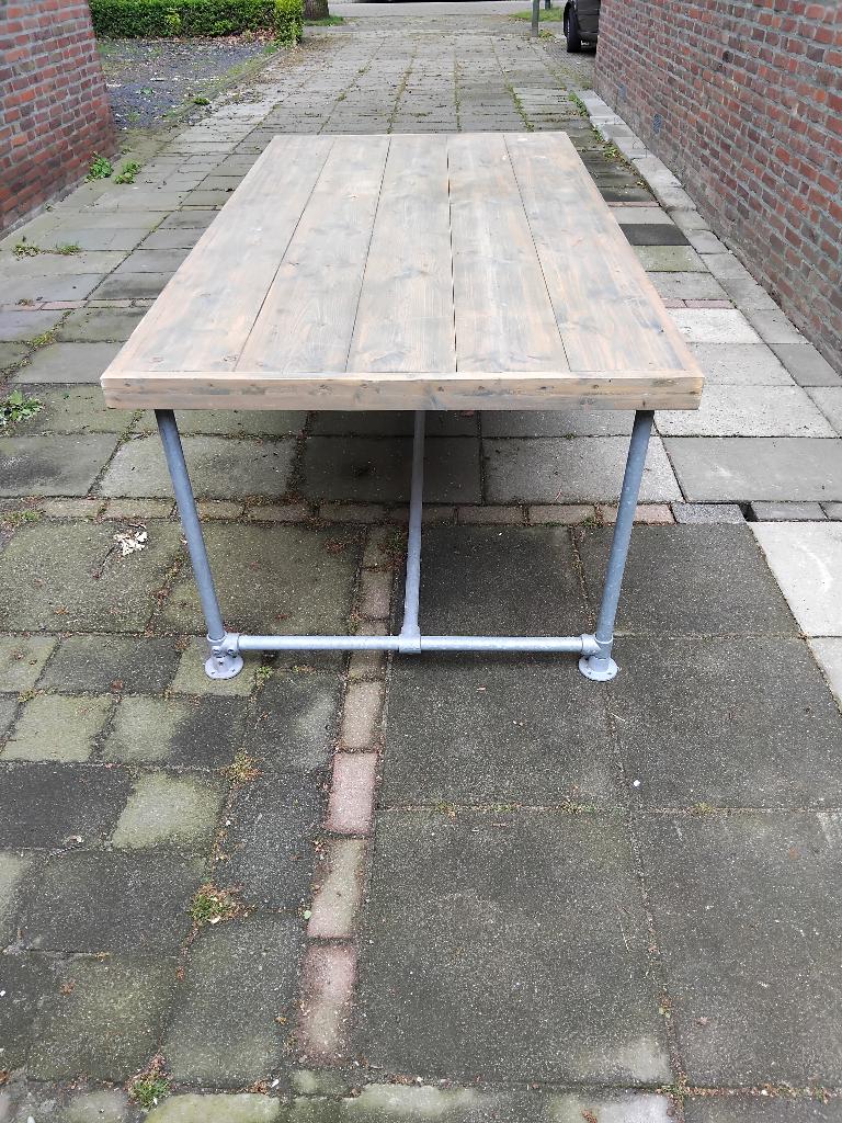 Te koop tuintafel, Ophalen, Zo goed als nieuw, Rechthoekig, Hout