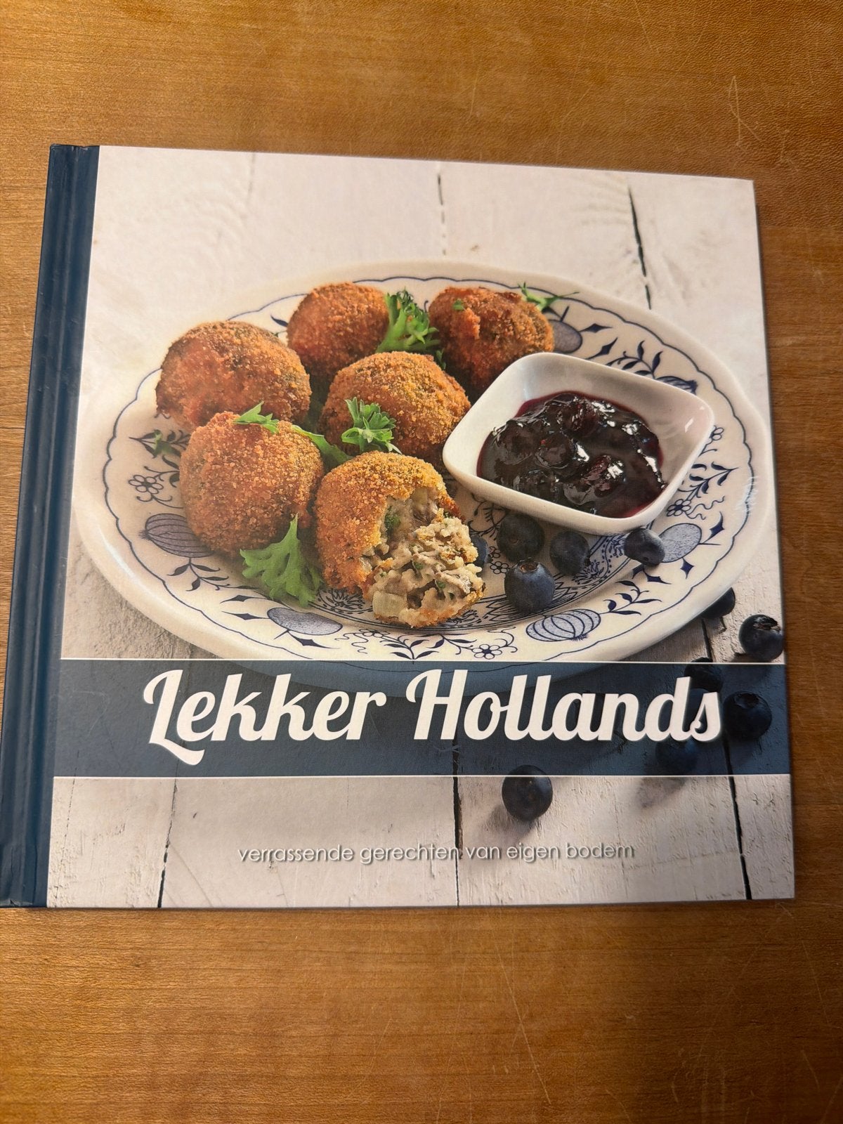 Lekker Hollands kookboek - verrassende gerechten, Ophalen of Verzenden, Zo goed als nieuw, Nederland en België, Voorgerechten en Soepen