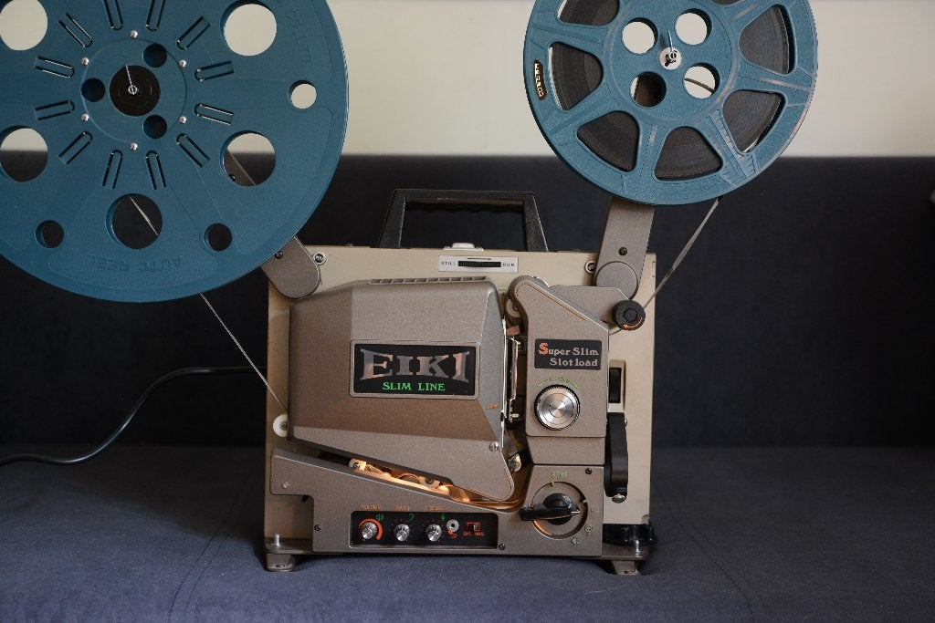 Eiki SSL-2 16mm projector, Ophalen, 16mm film
