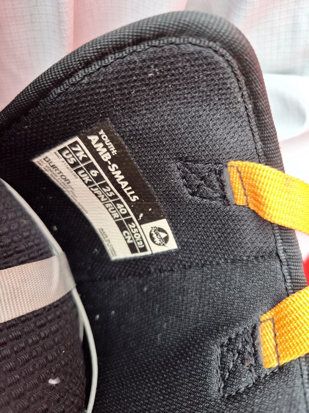 Burton Amb-Smalls Youth Snowboardschoenen Maat 40, Snowboots, Zo goed als nieuw, Skiën, Ophalen