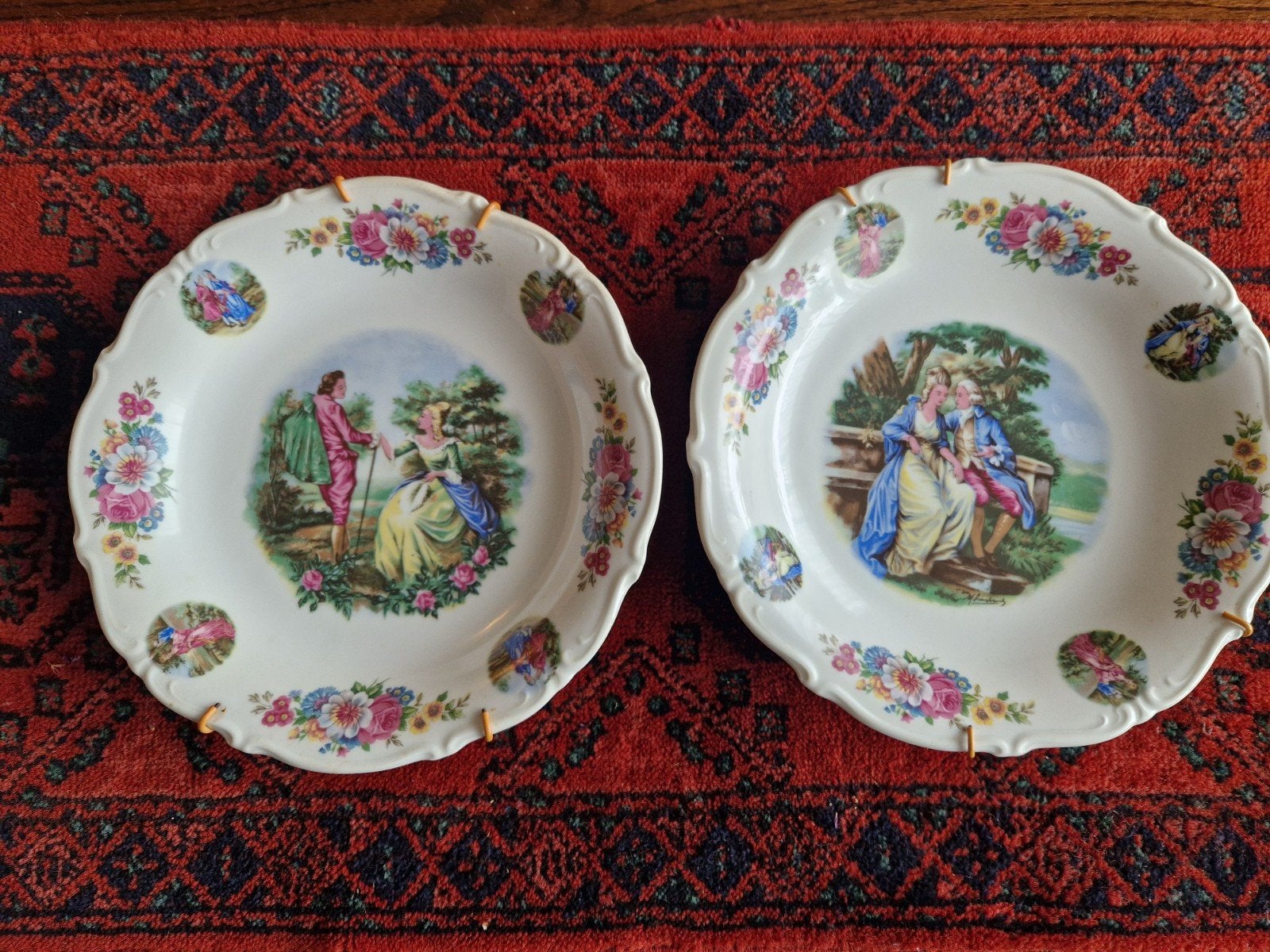 2x antiek wandbord met romantische scène, Winterling Bavaria, Antiek en Kunst, Ophalen