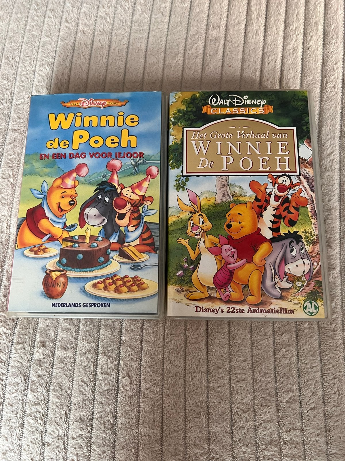 Winnie de Poeh VHS banden - 2 stuks, Gebruikt, Tekenfilm, Alle leeftijden, VHS