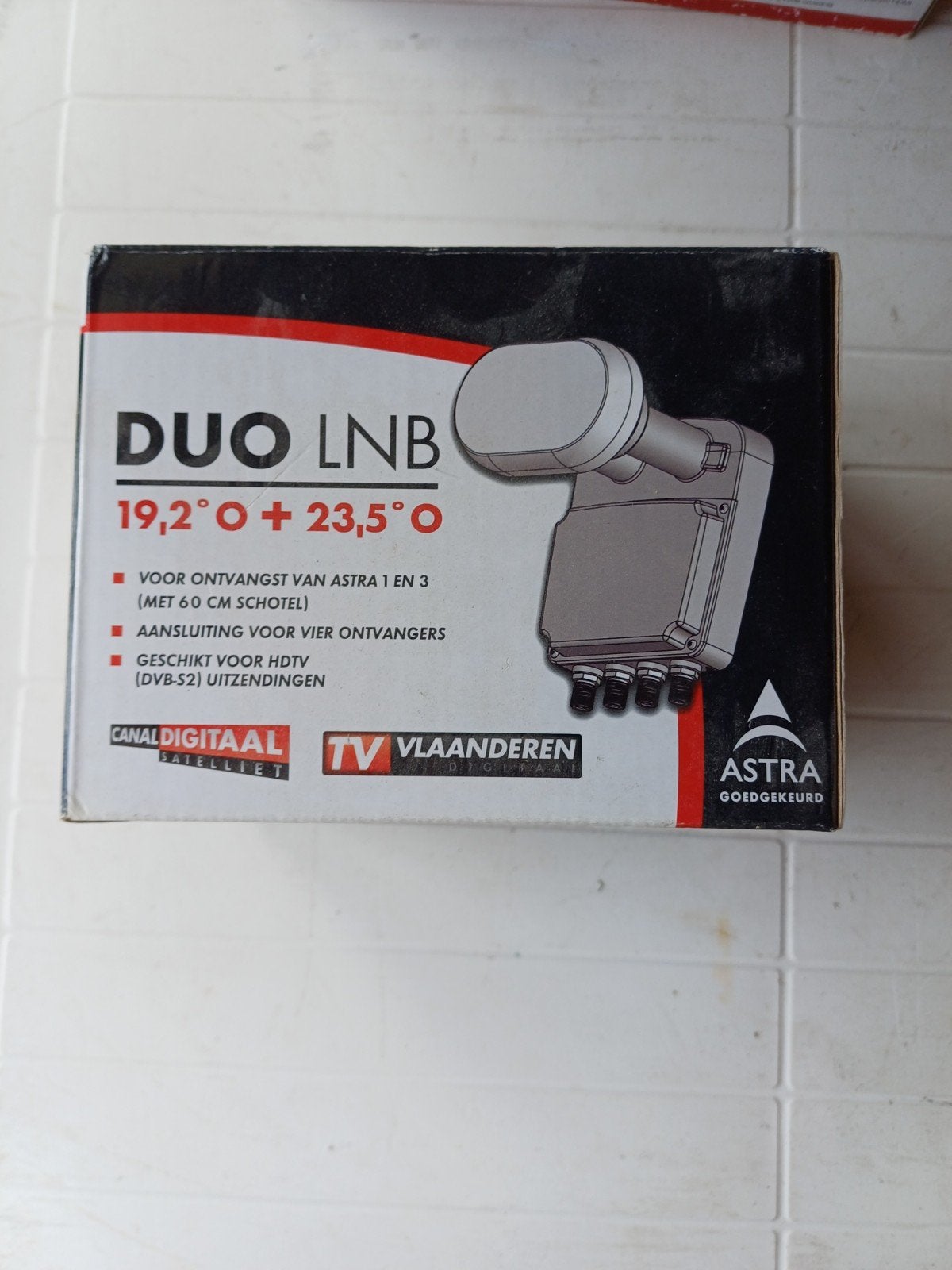 1 X Dubbele LNB    1X Enkele LNB   + sat vinder, Ophalen of Verzenden, Overige merken