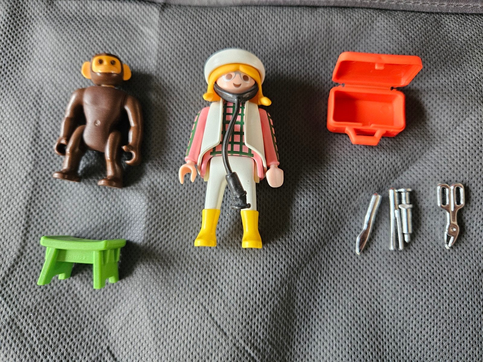 Playmobil dierenarts met chimpansee, Wild life, Complete set, Ophalen of Verzenden, Zo goed als nieuw