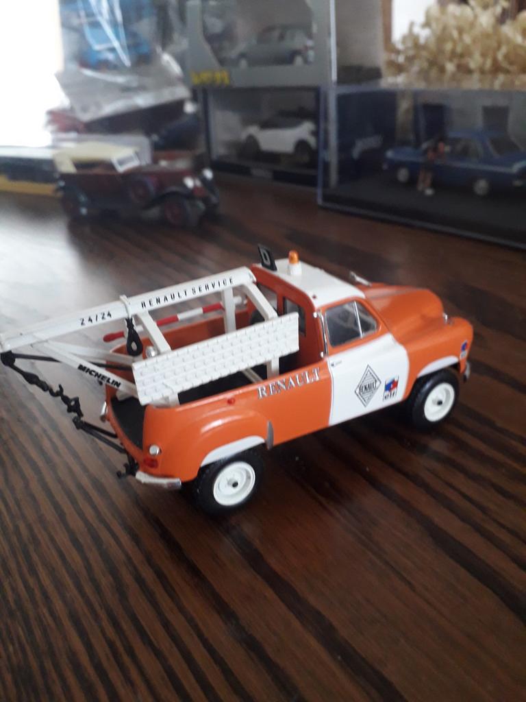 Renault Cororale Pick Up Takelwagen 1/43, Hobby en Vrije tijd, Modelauto's | 1:43, Ophalen of Verzenden, Zo goed als nieuw, Auto