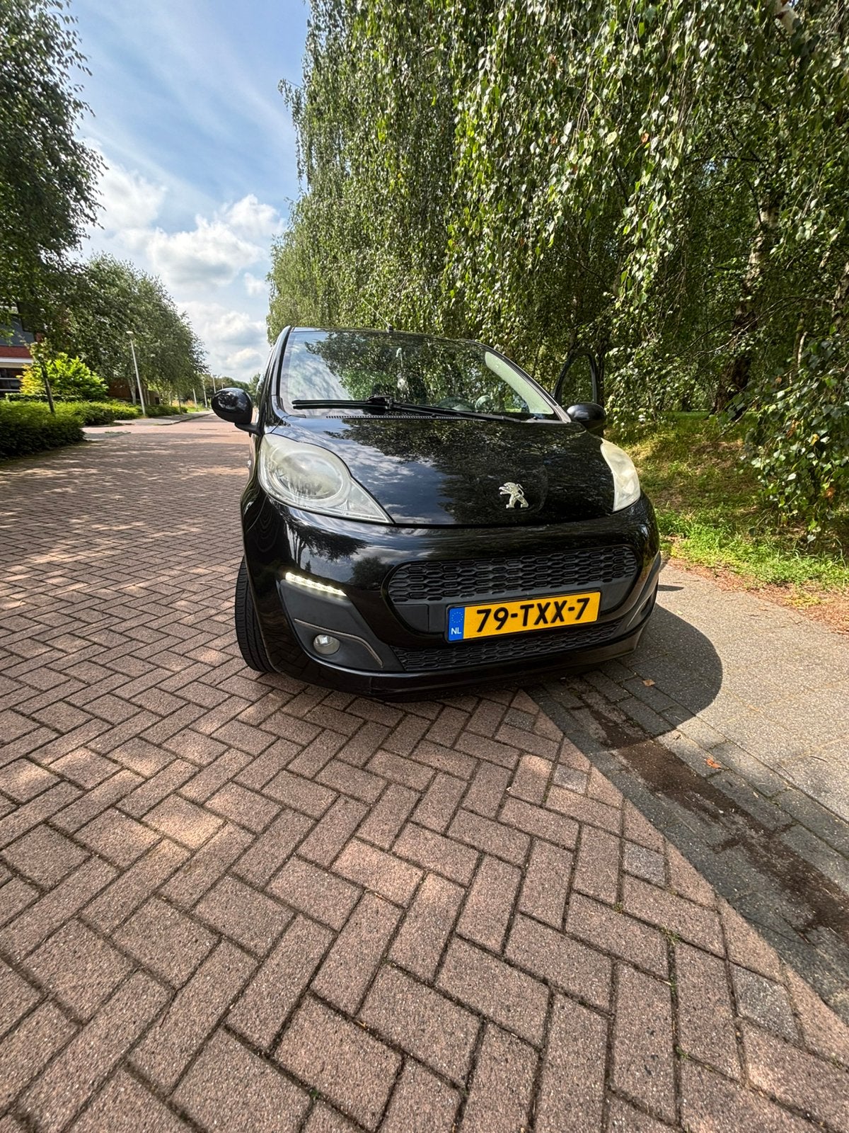 Peugeot 107 1.0 12V 5DR 2012 Zwart, Voorwielaandrijving, 4 stoelen, Origineel Nederlands, Handgeschakeld
