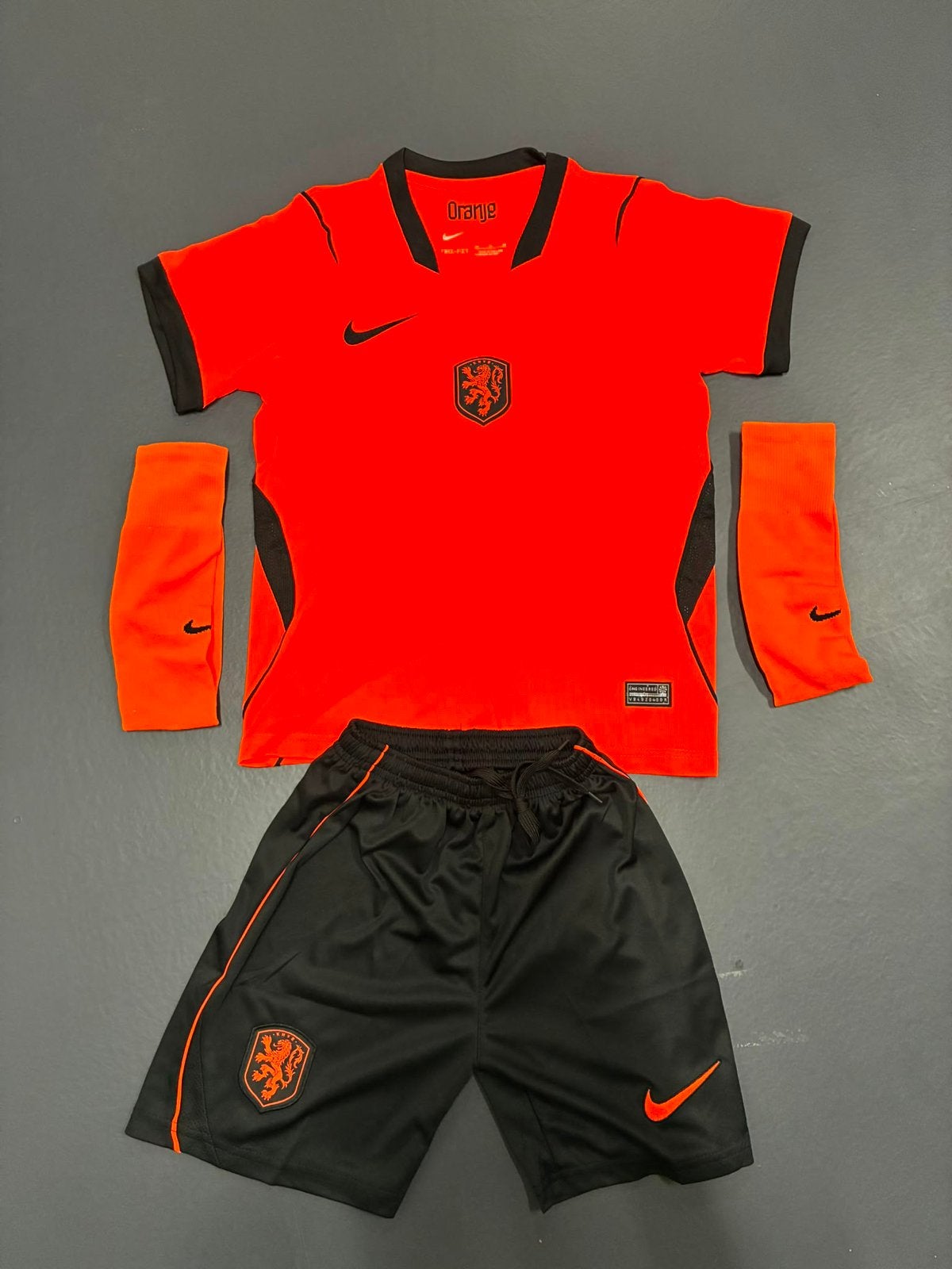 WK Nederlands elftal compleet kindersetje, Maat XS of kleiner, Verzenden, Nieuw, Shirt