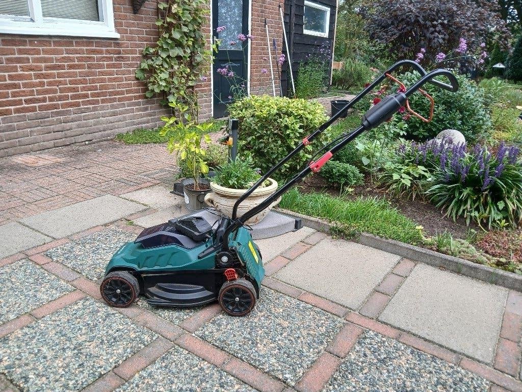 accu grasmaaier, Tuin en Terras, Ophalen, Cirkelmaaier, Gebruikt, Accu-grasmaaier