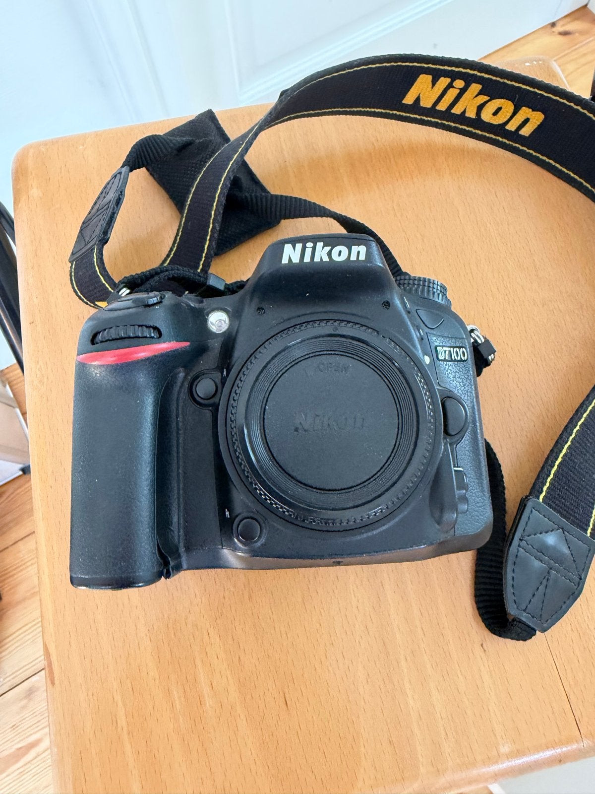 Nikon D7100 spiegelreflexcamera met accessoires, Audio, Tv en Foto, Ingebouwde flitser, Gebruikt, Spiegelreflex, Ophalen of Verzenden