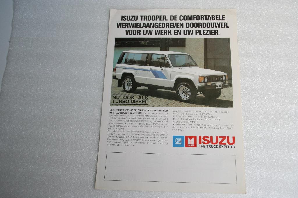 Folder / flyer Isuzu Trooper (11-1984) (3), Ophalen of Verzenden, Zo goed als nieuw, Overige merken