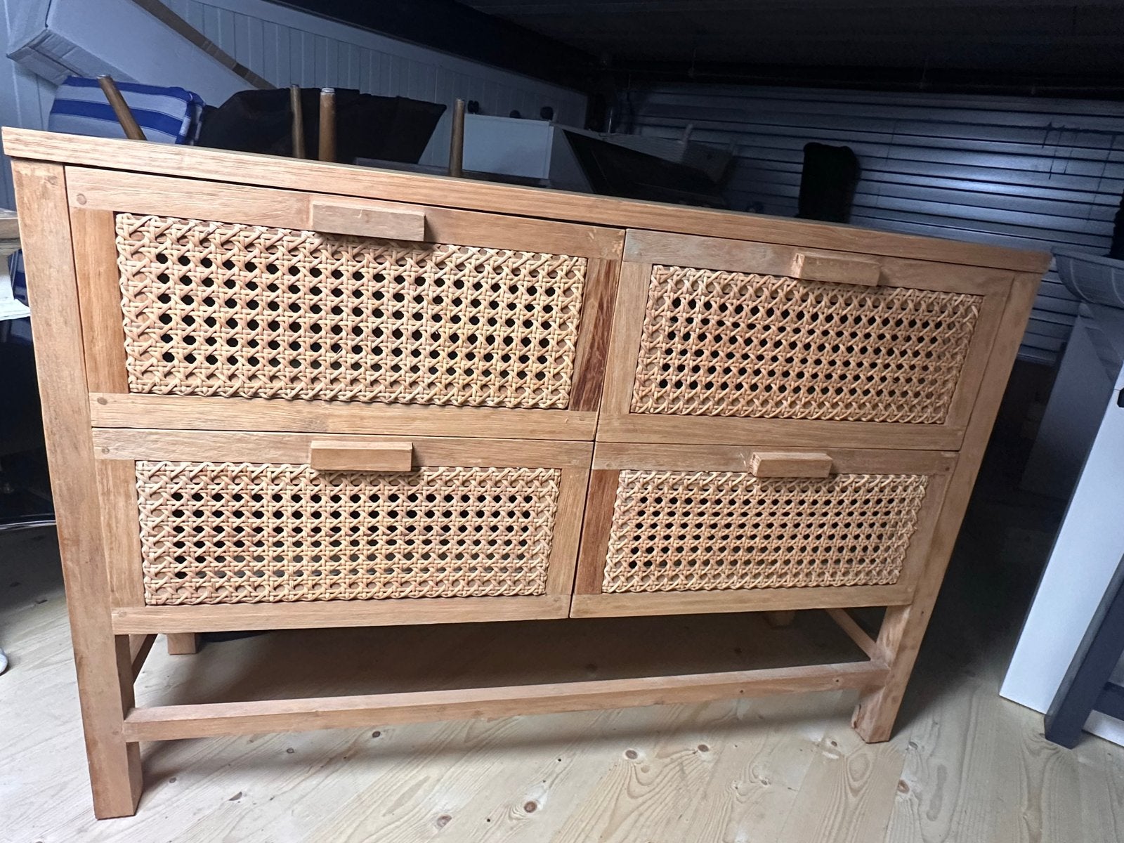 Houten dressoir met rotan klapdeuren - zie beschrijving, Ophalen of Verzenden, Zo goed als nieuw, 25 tot 50 cm, Overige houtsoorten
