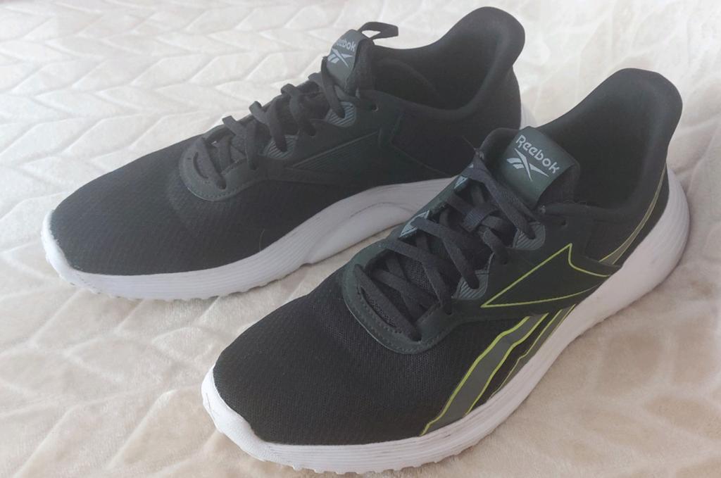 Reebok wandel of sportschoen zwart maat 44,5, Verzenden, Zwart, Reebok, Sneakers of Gympen
