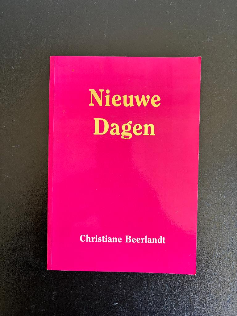 Christiane Beerlandt - Nieuwe dagen - 2000, Gelezen, Achtergrond en Informatie, Spiritualiteit algemeen, Christiane Beerlandt