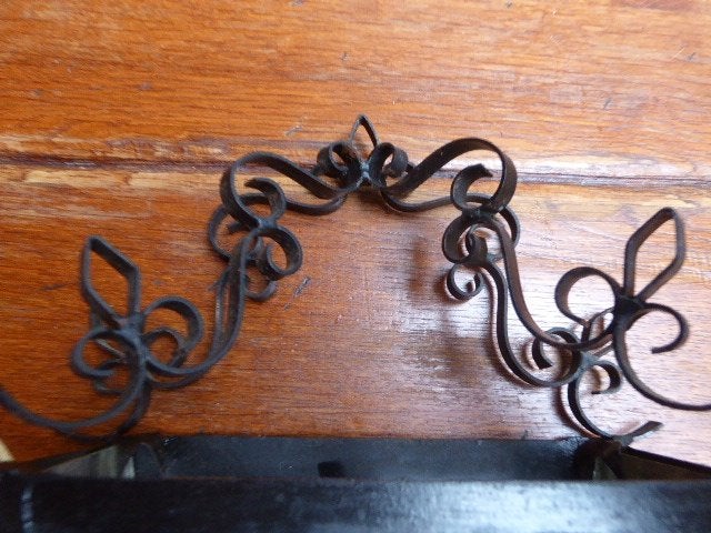 smeedijzeren art deco wandlampje, Ophalen of Verzenden