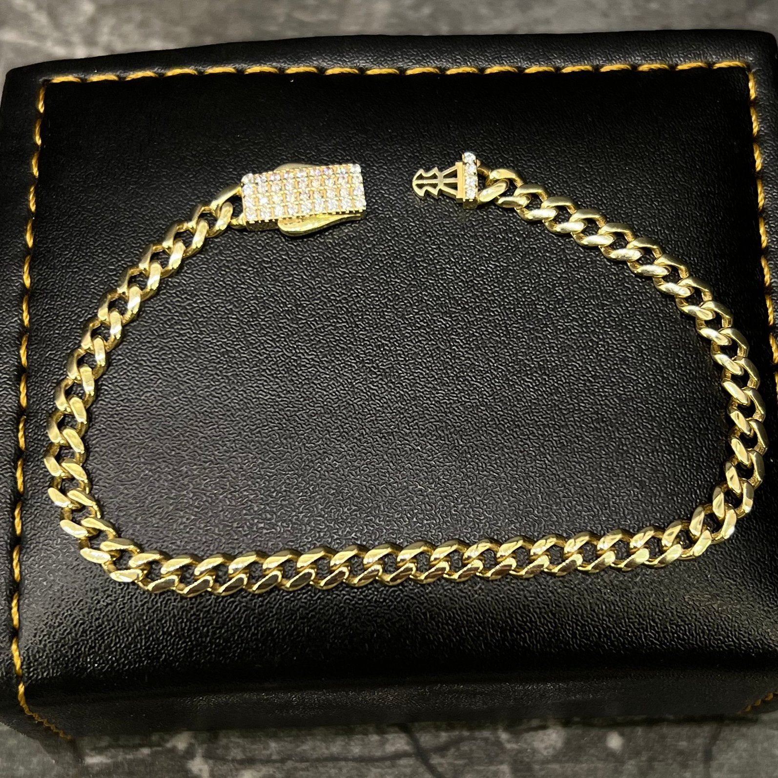 14 karaat gouden armband cuban schakel, Ophalen of Verzenden, Nieuw, Goud