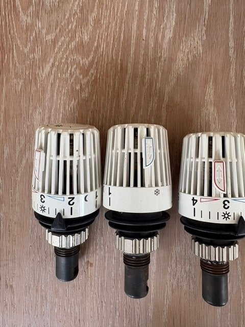 thermostaatkraan radiator, Thermostaat, 30 tot 80 cm, Gebruikt, Minder dan 60 cm