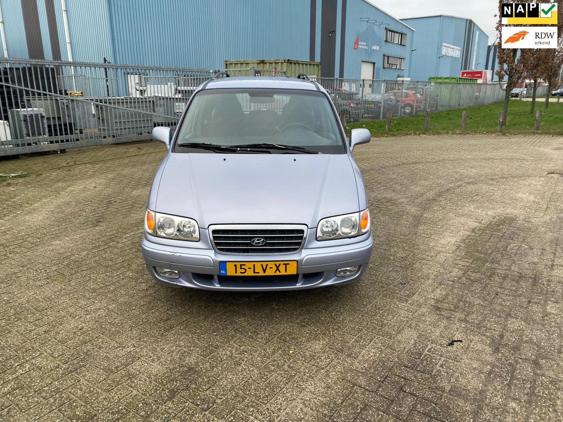Hyundai Trajet 2.0i-16V GLS AUTOMAAT !, 136 pk, 4 cilinders, 700 kg, 7 stoelen