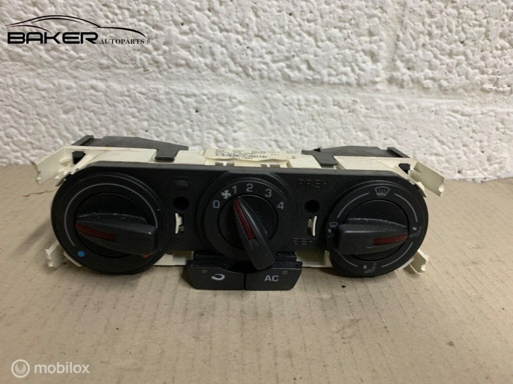 Kachelbedieningspaneel Seat Ibiza 6J ('08-'17) 6J0820045A, Gebruikt, Ophalen of Verzenden, Seat, Seat
