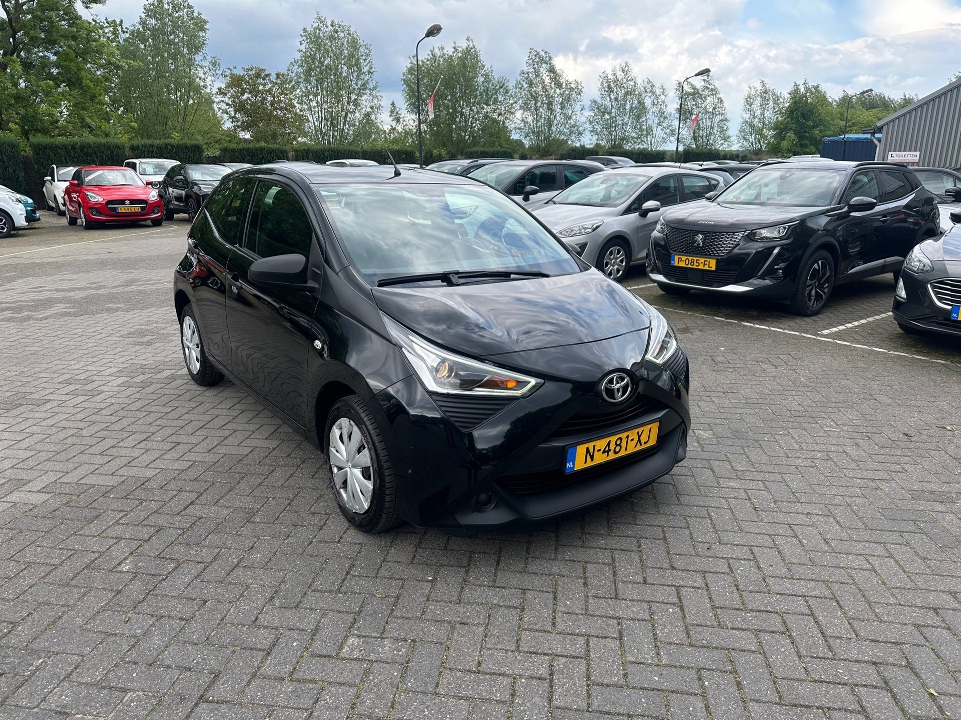 Toyota Aygo 1.0 VVT-i x-fun , 5 deurs , airco , 125.000 km, Voorwielaandrijving, Gebruikt, Euro 6, 4 stoelen