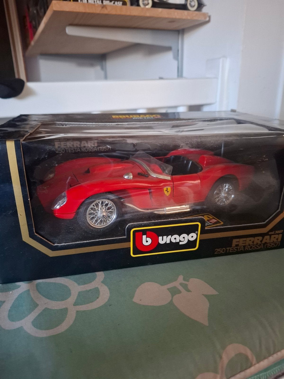 Bburago Ferrari 250 Testa Rossa (1957) Diecast Model, Hobby en Vrije tijd, Ophalen of Verzenden, Nieuw, Auto, Bburago