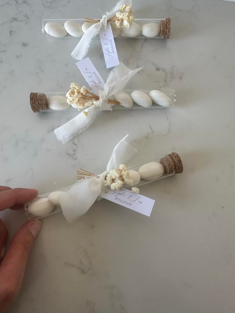 Bedankjes Huwelijk - Voordelig af te halen in Schiedam, Ophalen of Verzenden, Nieuw, Feestartikel, Geboorte of Huwelijk