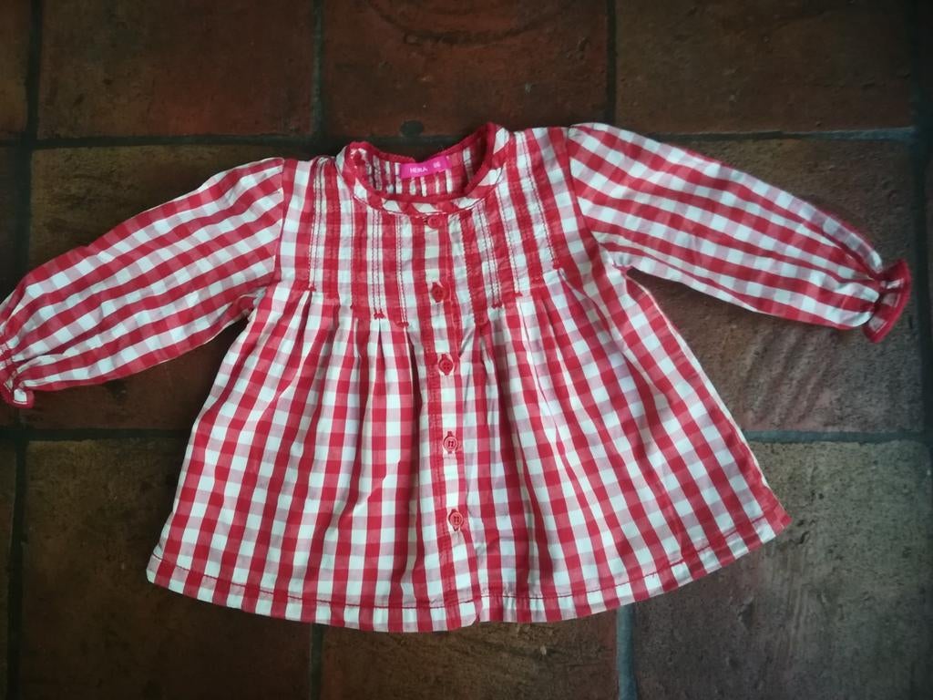Leuk rood wit geruit blousje /kieltje. Hema, maat 86, Meisje, Ophalen of Verzenden, Zo goed als nieuw, Overhemdje of Bloesje