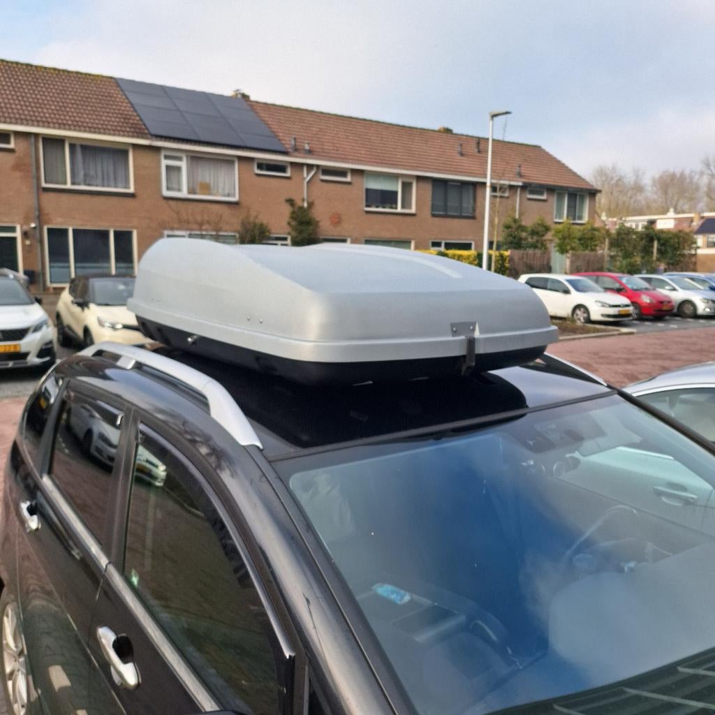 Ruime dakkoffer voor extra bagageruimte op reis, Auto diversen, Dakkoffers, Ophalen of Verzenden, Gebruikt
