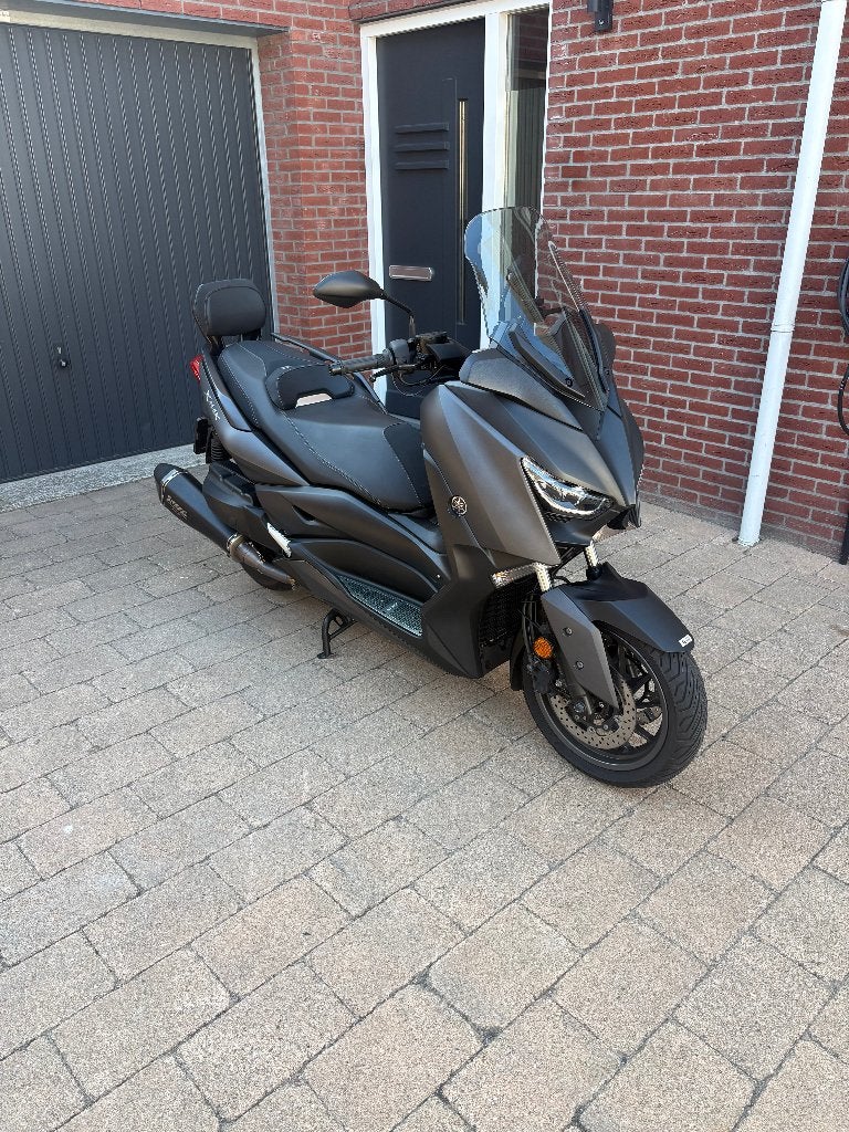 Yamaha XMAX 400 ABS  2021 Grey Edition, Malossi, Akrapovic, Motoren, 400 cc, Scooter, Nieuw, Particulier