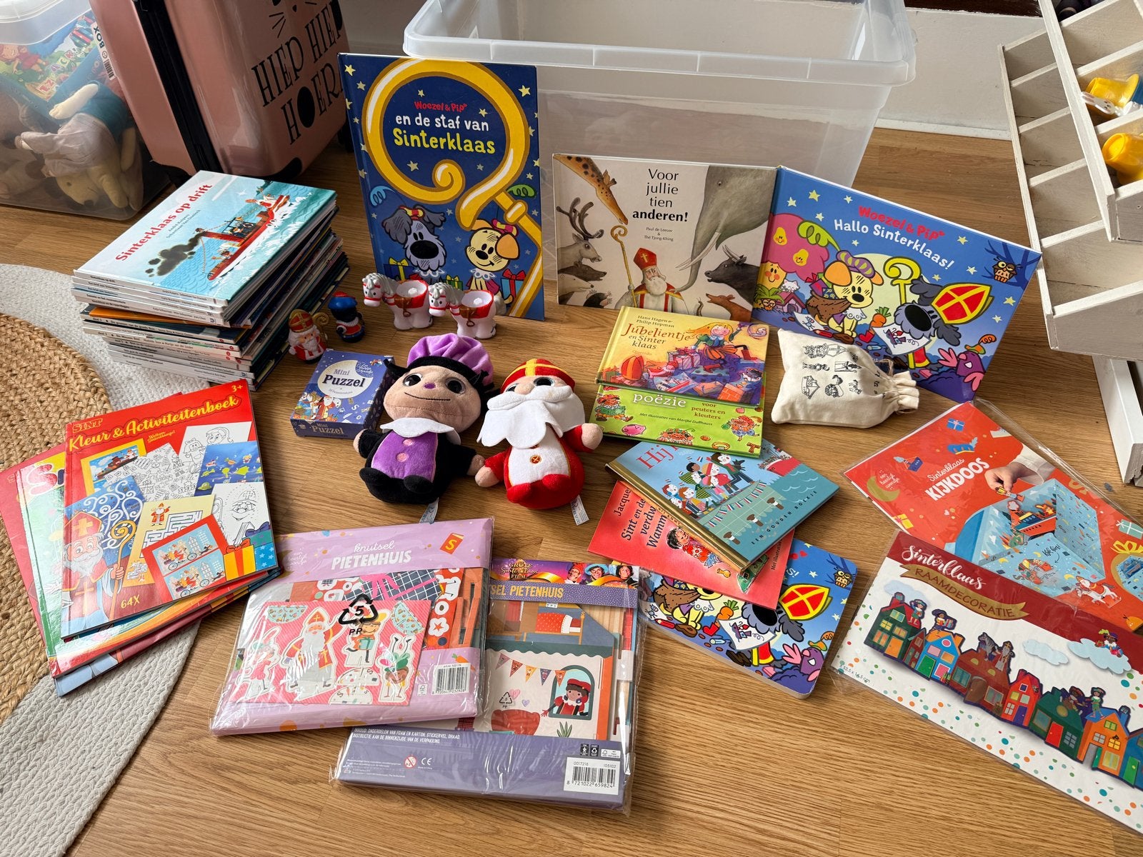Grote Sinterklaas collectie: boeken, knutsel, speelgoed, Boeken, Ophalen of Verzenden, Zo goed als nieuw, Fictie algemeen
