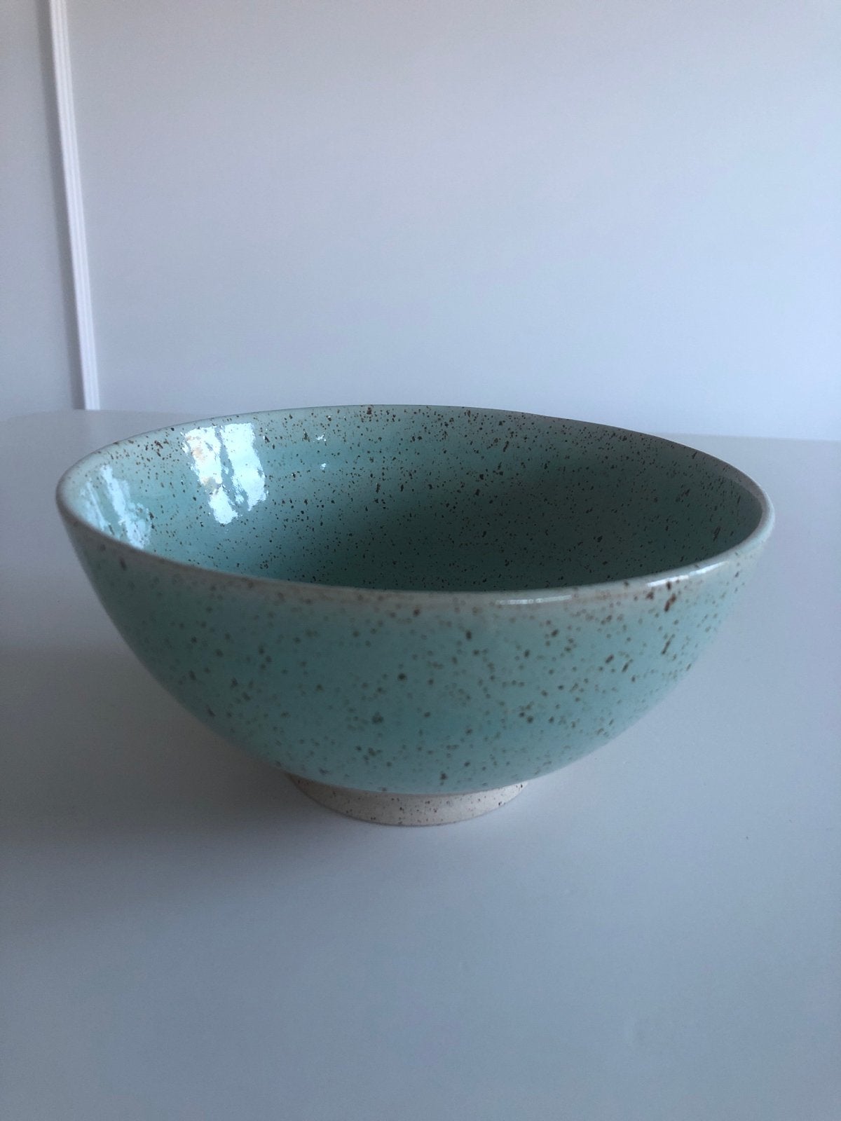 Studio Arhoj Kom - Mint met Speckles, Porselein of Keramiek, Schaal, Rond, Ophalen of Verzenden