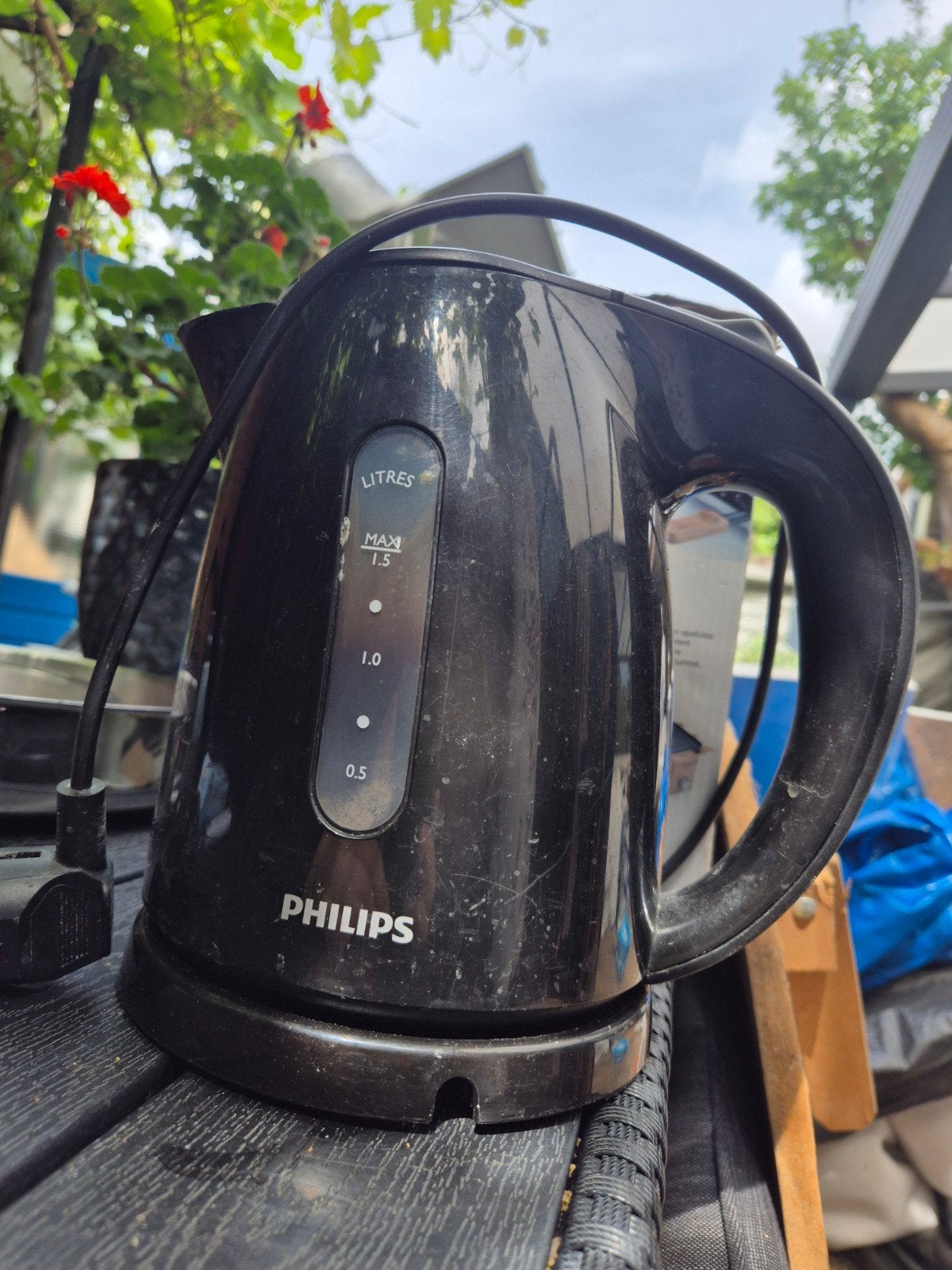 Philips waterkoker - Zwart, 1.5 liter, 1 tot 2 liter, Ophalen of Verzenden, Gebruikt
