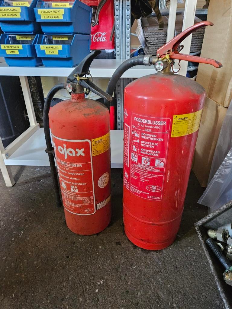2x brandblusser, Huis en Inrichting, Brandblussers en Brandkasten, Ophalen of Verzenden