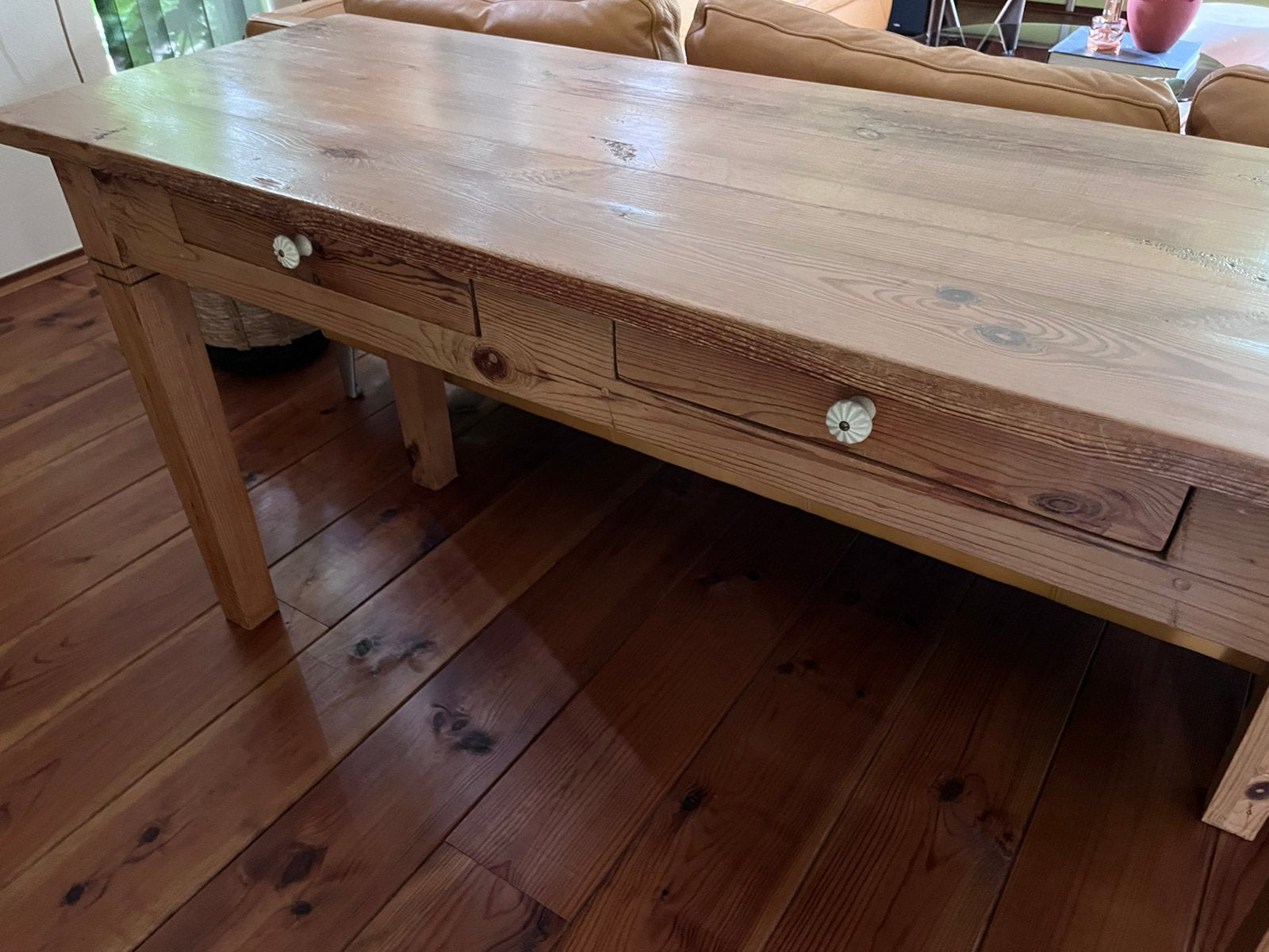 Massief houten sidetable met lades, Ophalen
