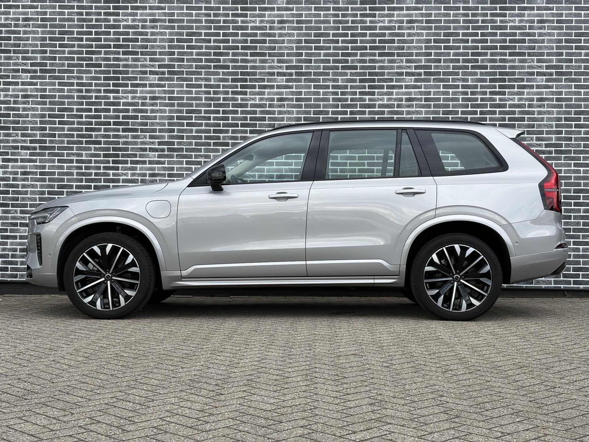 Volvo XC90 2.0 T8 Plug-in Hybrid AWD Ultra Dark | PHEV | Tre, Auto's, Gebruikt, Euro 6, 4 cilinders, Vierwielaandrijving