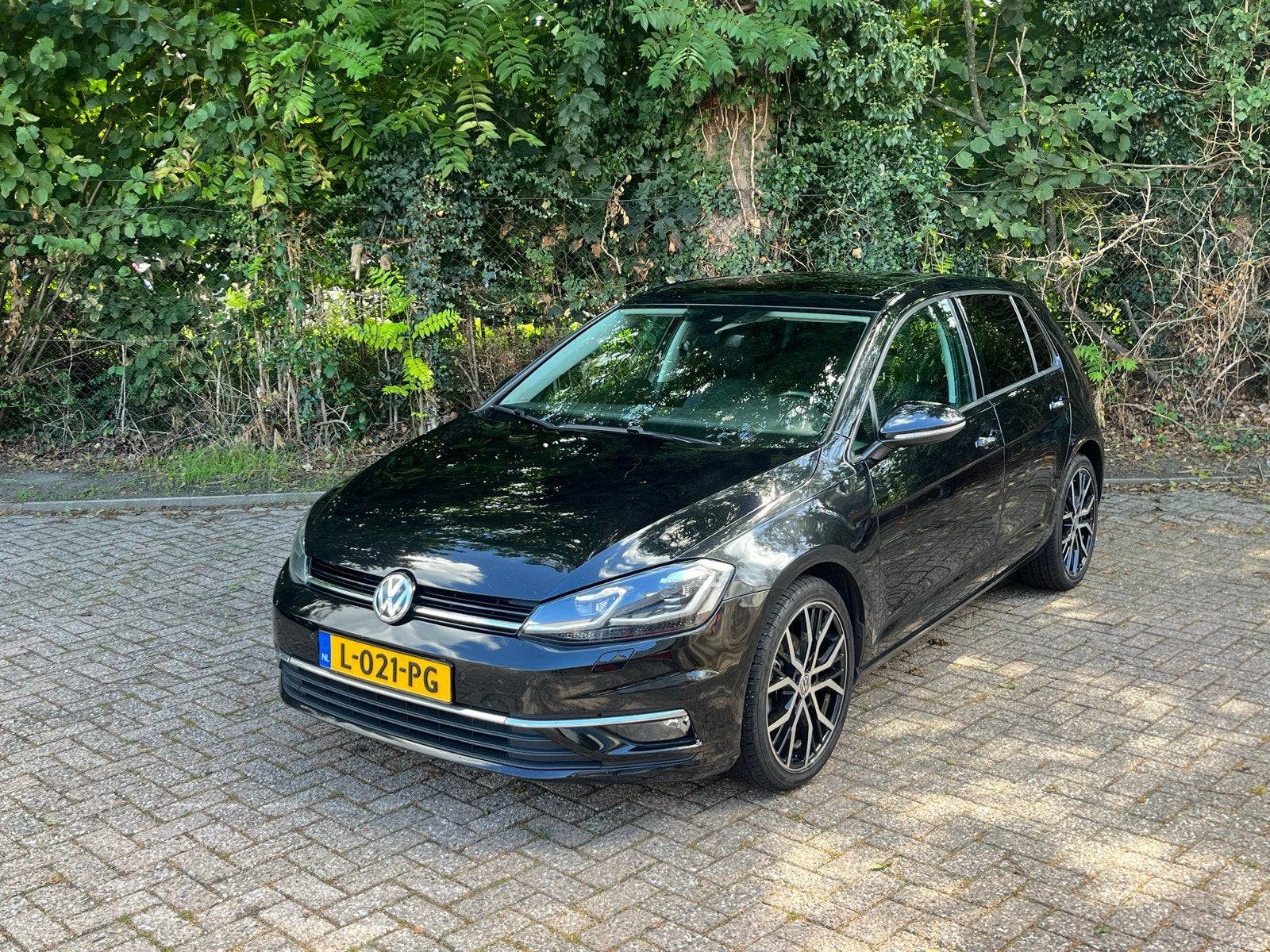 Volkswagen Golf 1.5 TSI 150pk 7-DSG 2018 Zwart, Electronic Stability Program (ESP), Stof, 1498 cc, Zwart
