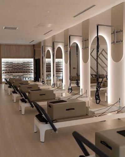 Luxe Pilates Reformers op Maat. Thuis & Studio, Ophalen of Verzenden, Nieuw, Benen, Fitnessbank
