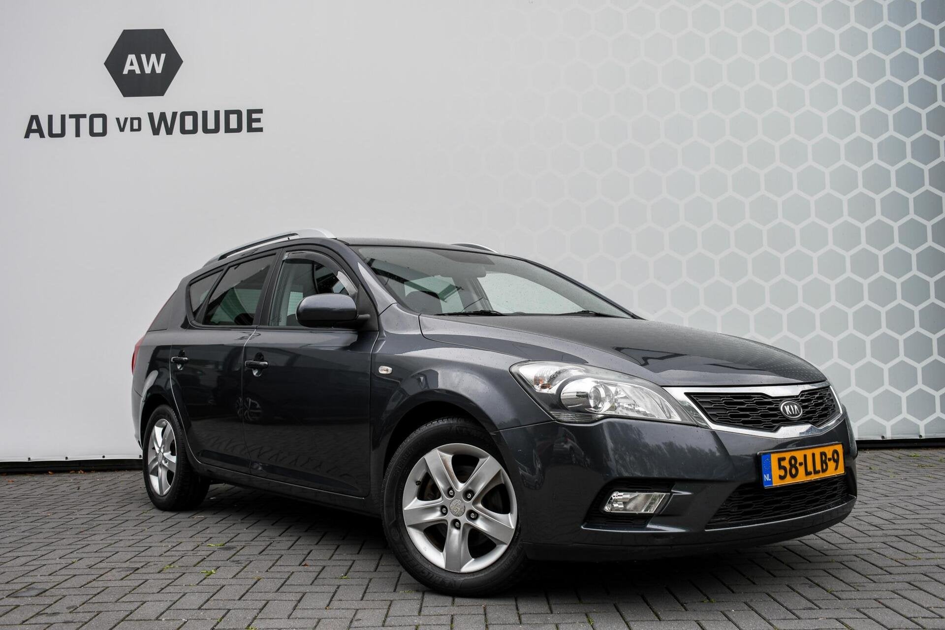 Kia cee'd Sporty Wagon 1.4 CVVT Seven, Voorwielaandrijving, Euro 5, Stof, Gebruikt